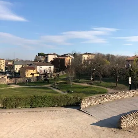 La Casa Della Ada Гостевой дом Кастельнуово-дель-Гарда
