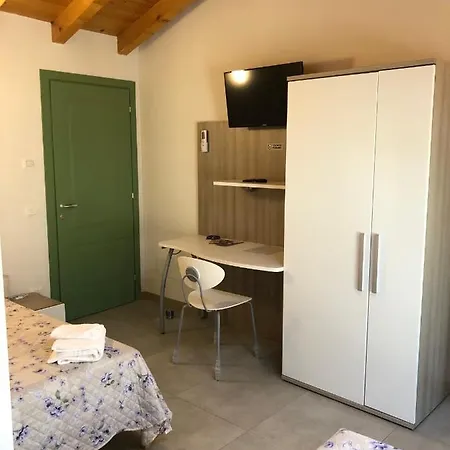 La Casa Della Ada Affittacamere Castelnuovo del Garda