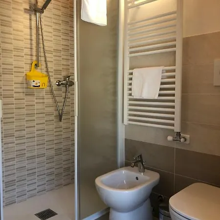 Πανσιόν La Casa Della Ada