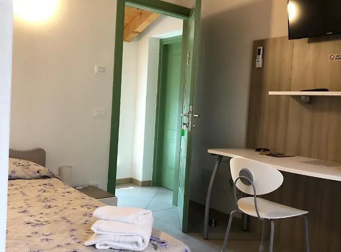 La Casa Della Ada Gæstehus Castelnuovo del Garda